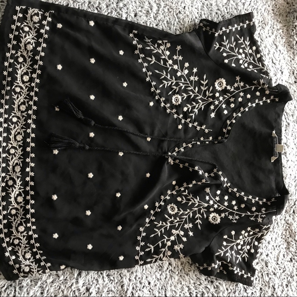 black blouse